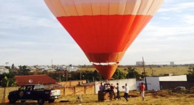Saiba horários e como participar dos voos de balão durante a Festa de Santo Antônio 2025 em Barbalha