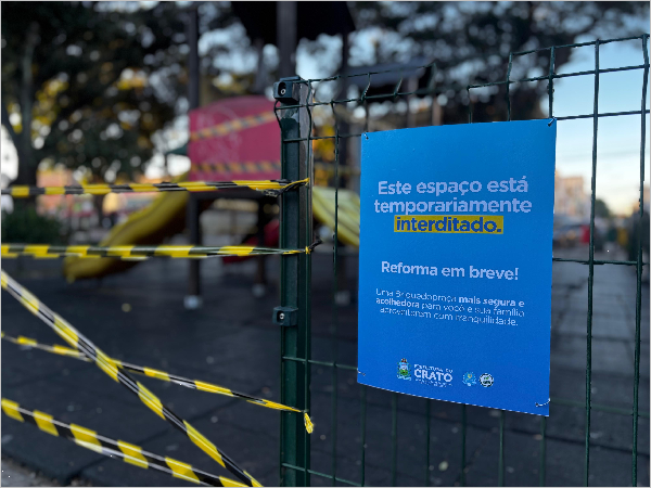 Brinquedo praça no Crato é isolada temporariamente para reforma